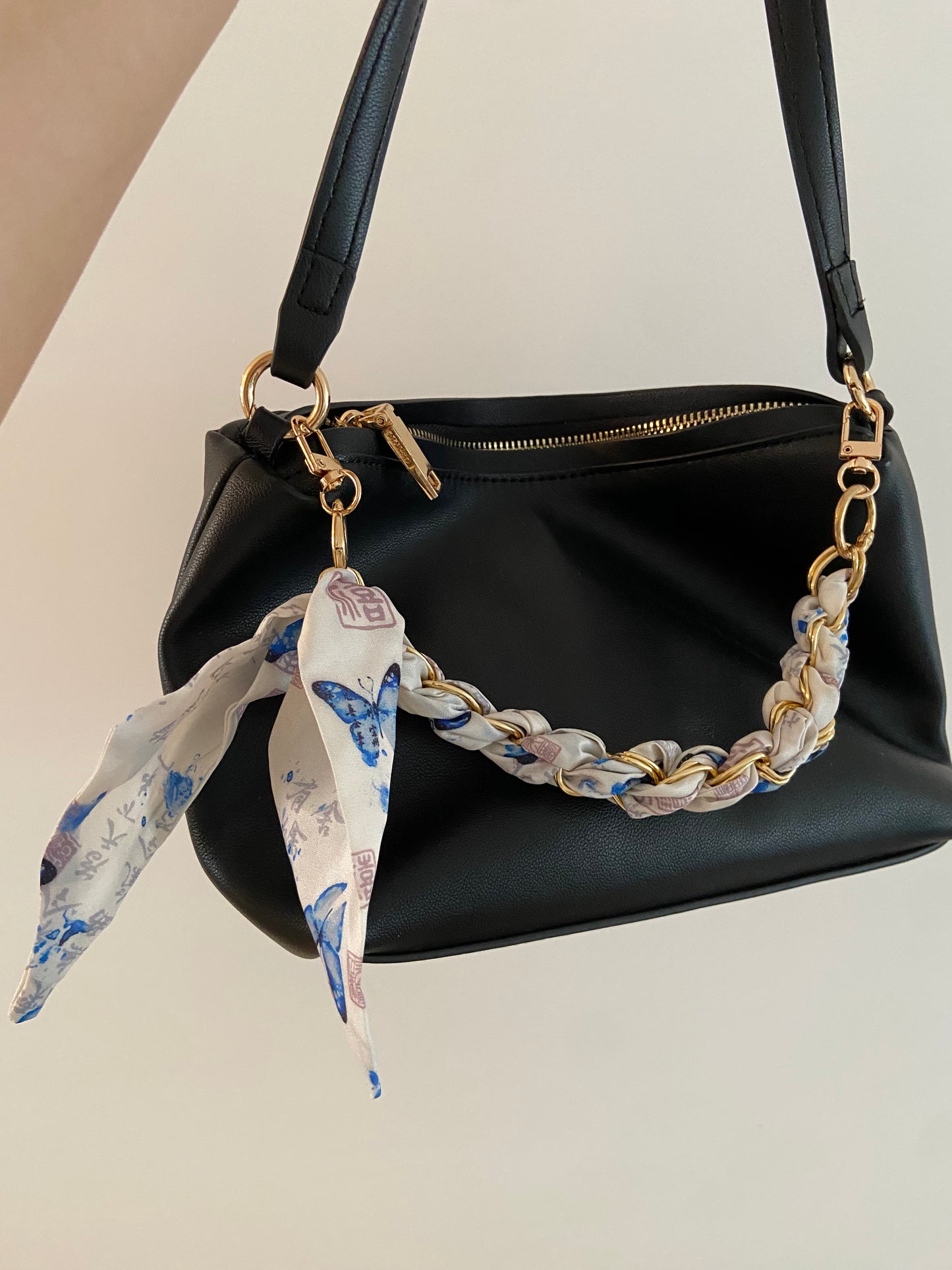 Multifunctionele tassenhanger €8,95