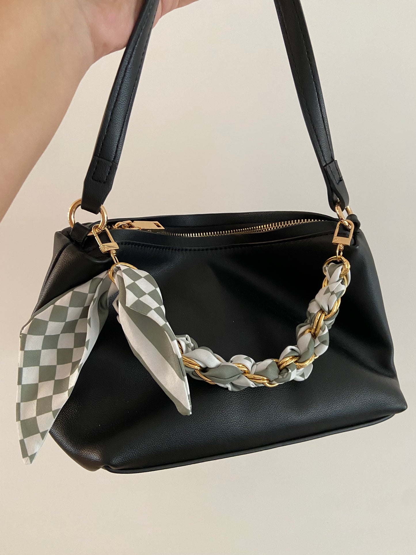 Multifunctionele tassenhanger €8,95