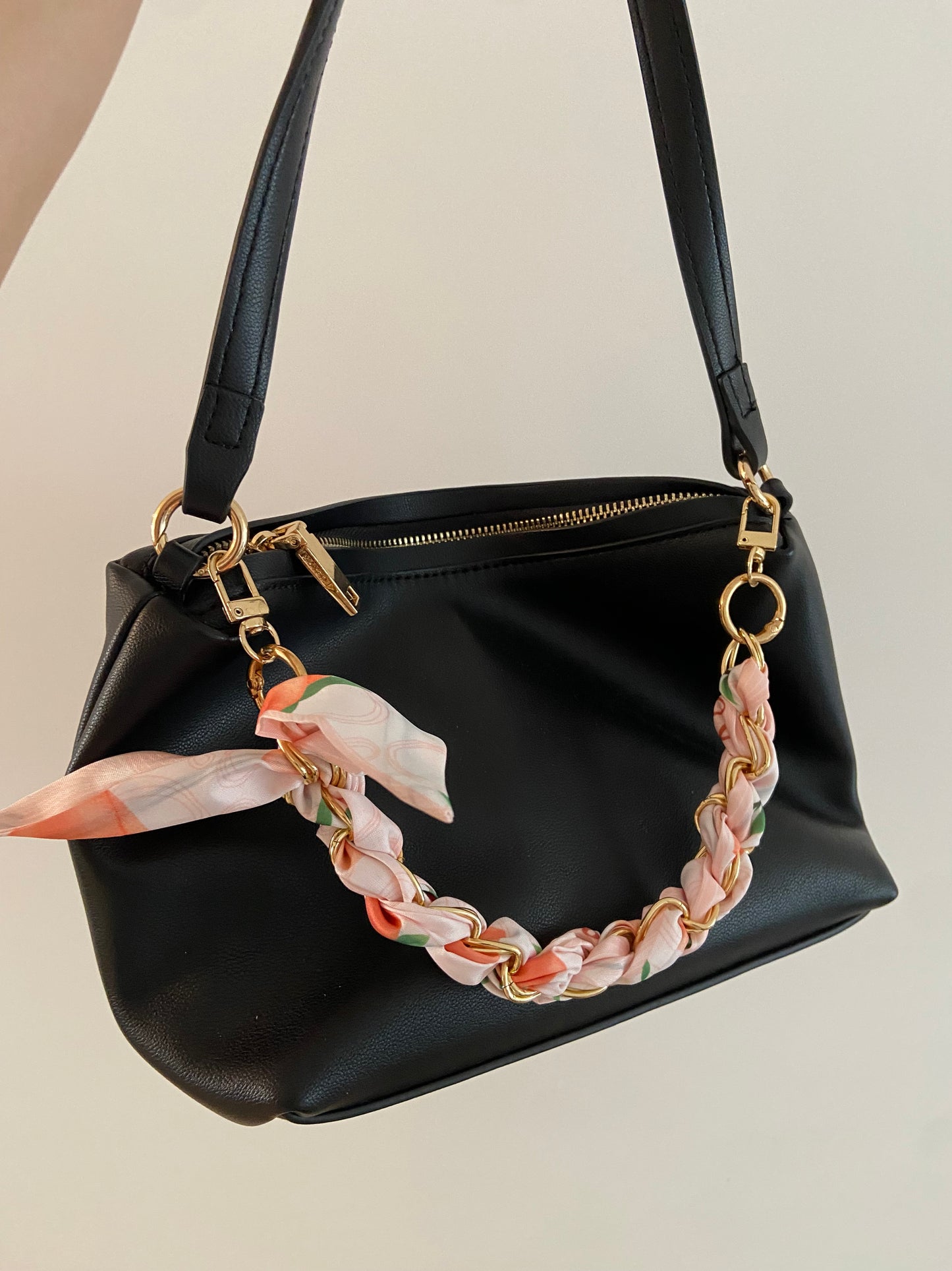 Multifunctionele tassenhanger €8,95